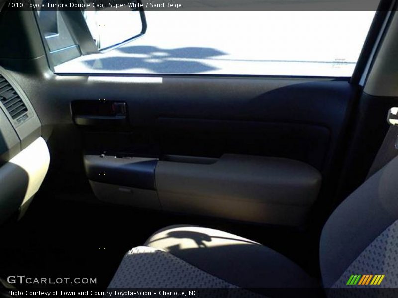 Super White / Sand Beige 2010 Toyota Tundra Double Cab