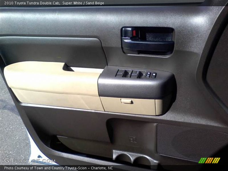 Super White / Sand Beige 2010 Toyota Tundra Double Cab