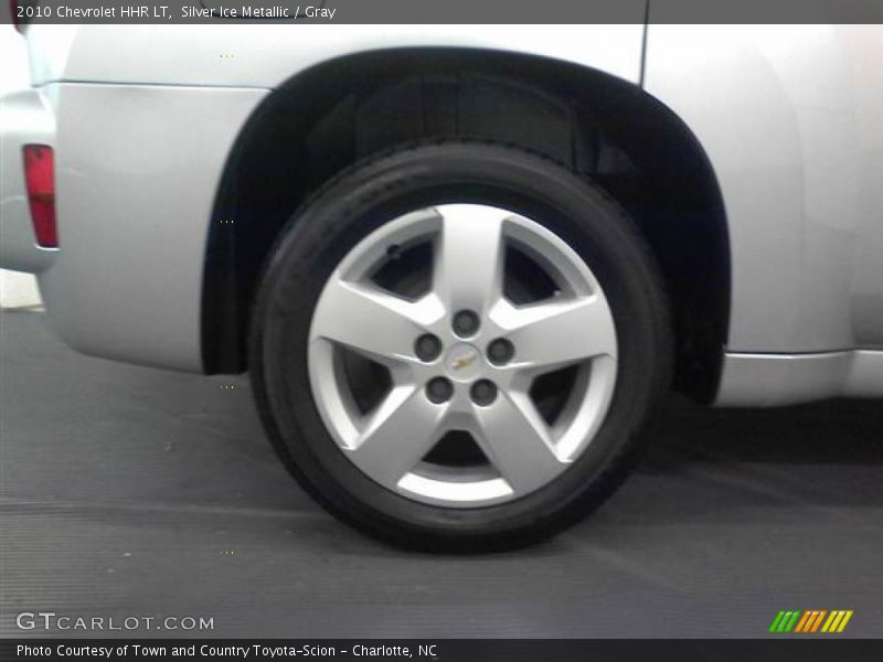 Silver Ice Metallic / Gray 2010 Chevrolet HHR LT