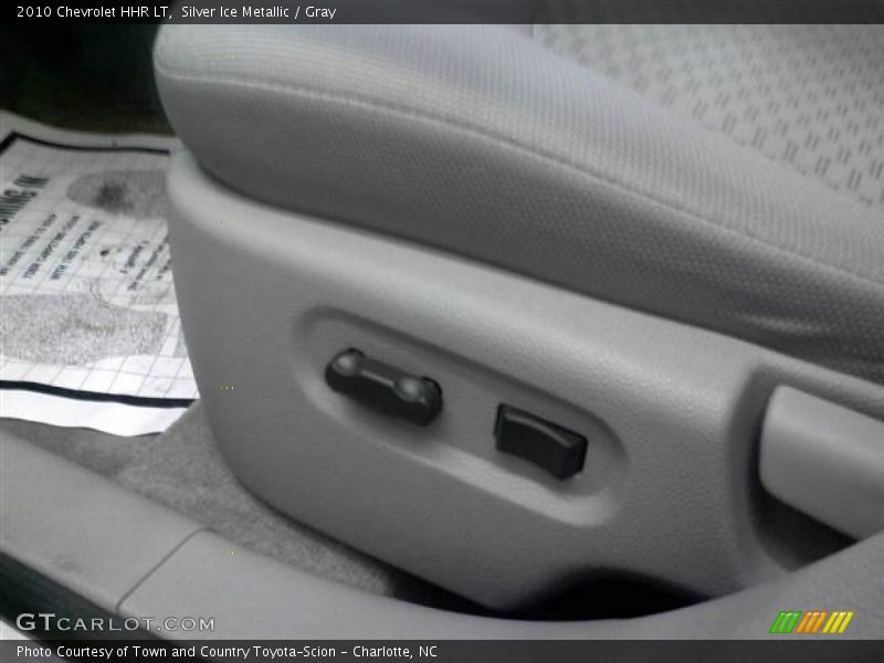 Silver Ice Metallic / Gray 2010 Chevrolet HHR LT