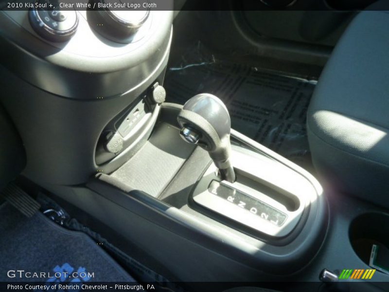 Clear White / Black Soul Logo Cloth 2010 Kia Soul +