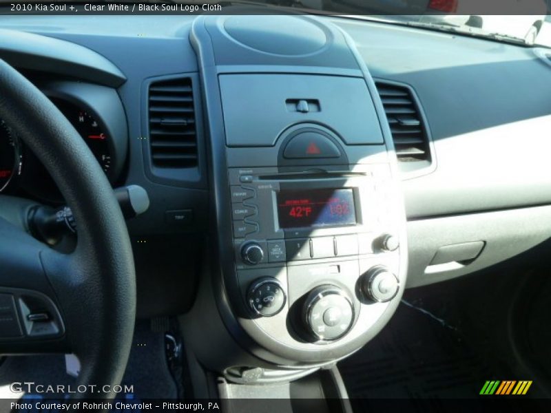 Clear White / Black Soul Logo Cloth 2010 Kia Soul +