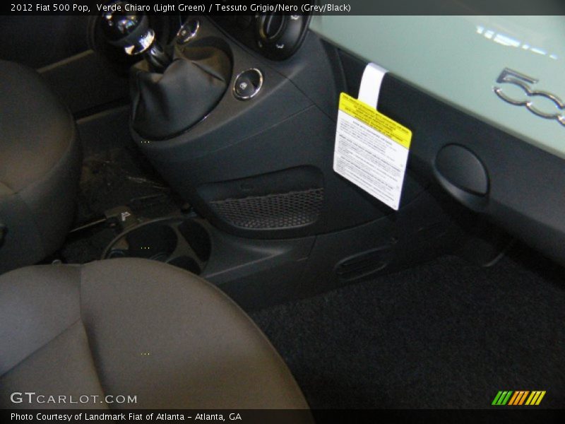 Verde Chiaro (Light Green) / Tessuto Grigio/Nero (Grey/Black) 2012 Fiat 500 Pop