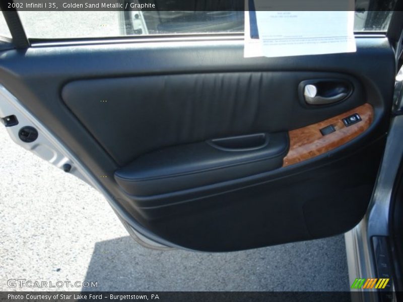 Golden Sand Metallic / Graphite 2002 Infiniti I 35