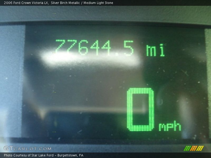 Silver Birch Metallic / Medium Light Stone 2006 Ford Crown Victoria LX