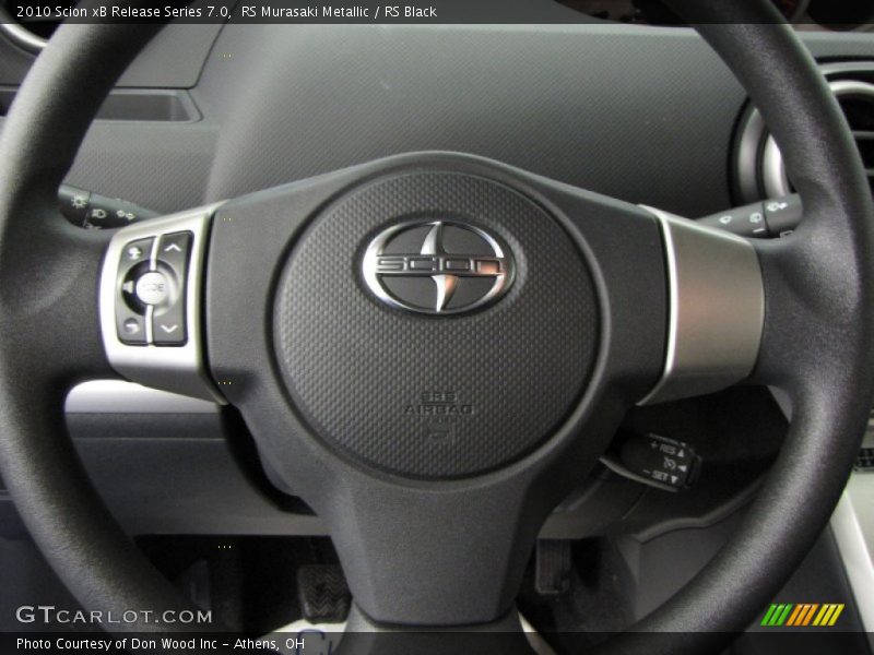  2010 xB Release Series 7.0 Steering Wheel