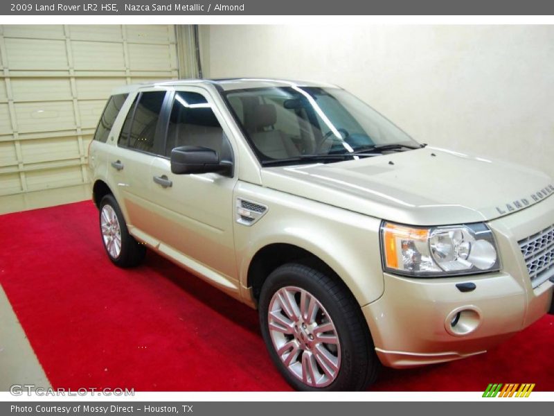 Nazca Sand Metallic / Almond 2009 Land Rover LR2 HSE