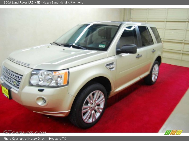 Nazca Sand Metallic / Almond 2009 Land Rover LR2 HSE