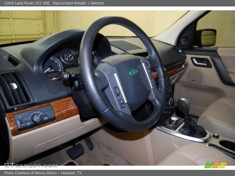 Nazca Sand Metallic / Almond 2009 Land Rover LR2 HSE