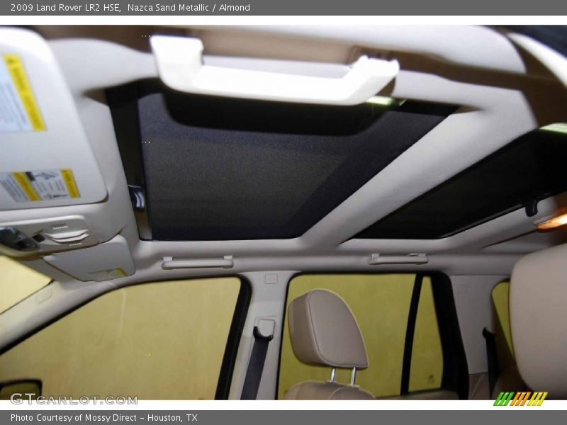 Nazca Sand Metallic / Almond 2009 Land Rover LR2 HSE