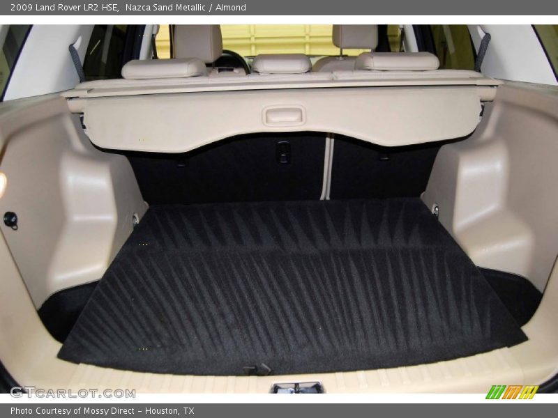 Nazca Sand Metallic / Almond 2009 Land Rover LR2 HSE