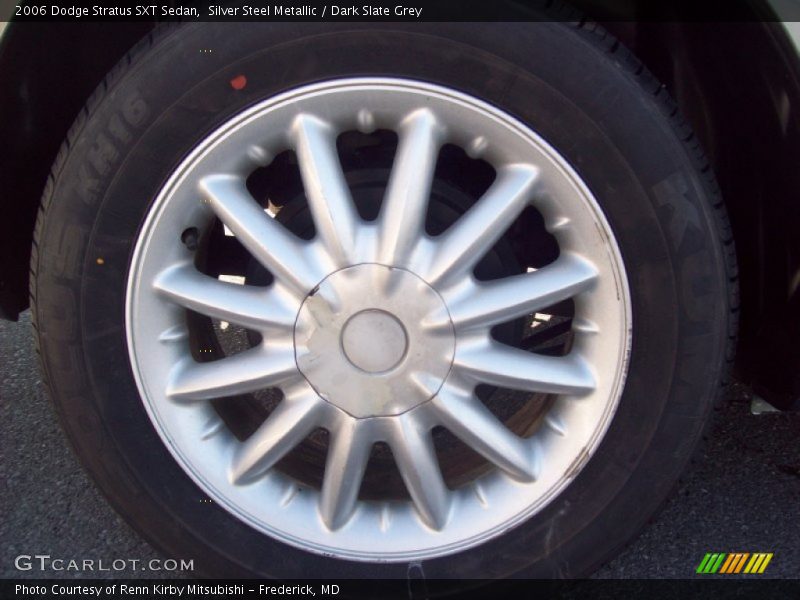 Silver Steel Metallic / Dark Slate Grey 2006 Dodge Stratus SXT Sedan