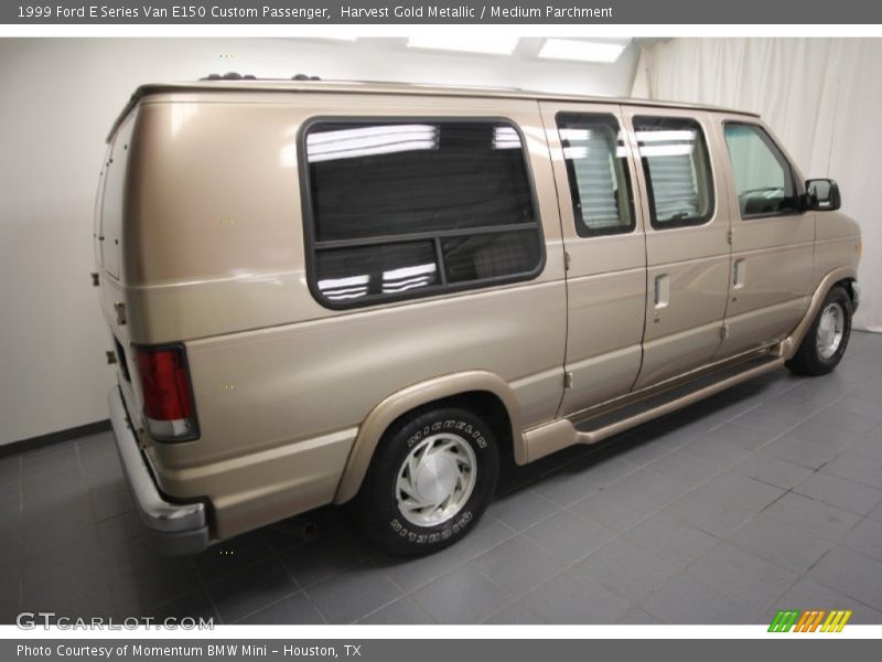 Harvest Gold Metallic / Medium Parchment 1999 Ford E Series Van E150 Custom Passenger