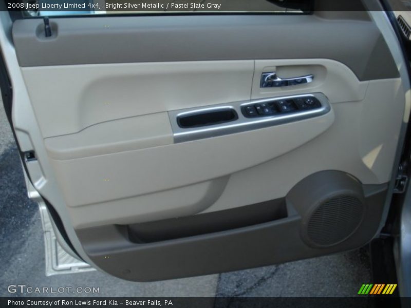 Bright Silver Metallic / Pastel Slate Gray 2008 Jeep Liberty Limited 4x4