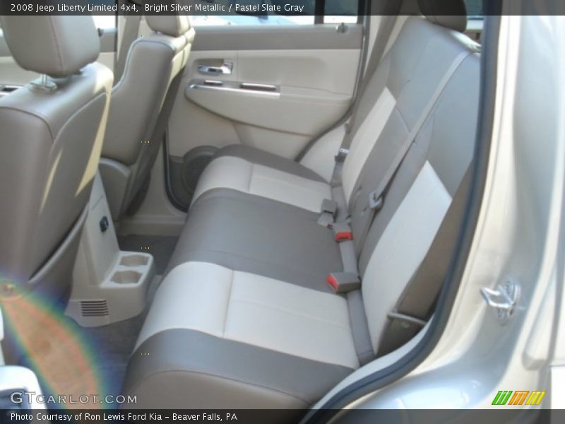 Bright Silver Metallic / Pastel Slate Gray 2008 Jeep Liberty Limited 4x4