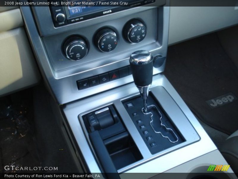 Bright Silver Metallic / Pastel Slate Gray 2008 Jeep Liberty Limited 4x4
