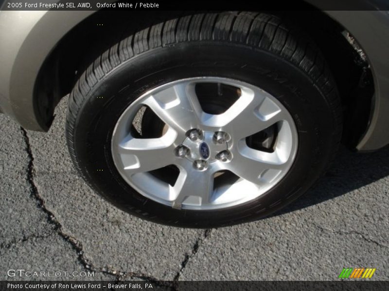 Oxford White / Pebble 2005 Ford Freestyle SEL AWD