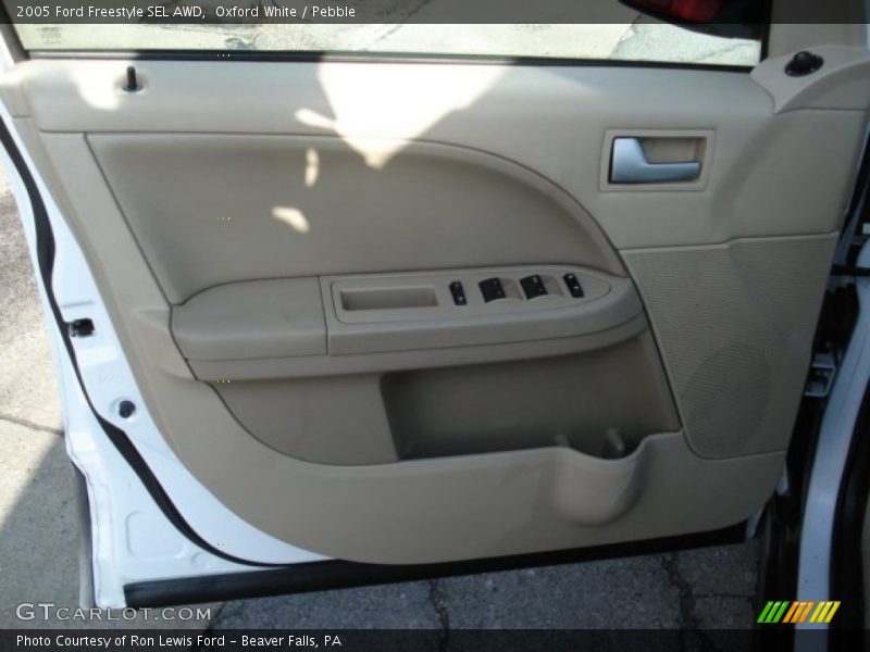 Oxford White / Pebble 2005 Ford Freestyle SEL AWD