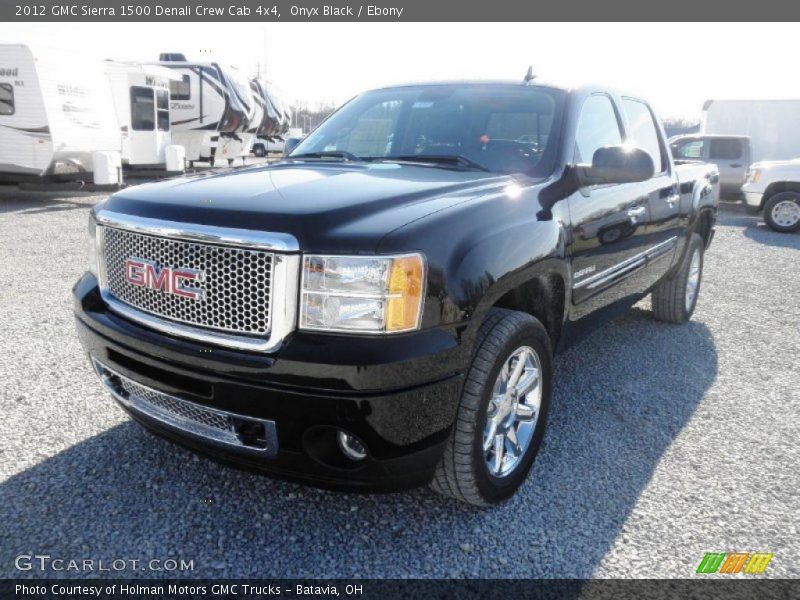 Front 3/4 View of 2012 Sierra 1500 Denali Crew Cab 4x4