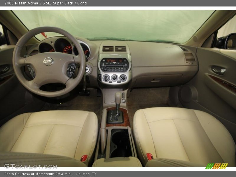 Super Black / Blond 2003 Nissan Altima 2.5 SL