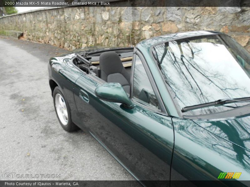 Emerald Mica / Black 2000 Mazda MX-5 Miata Roadster