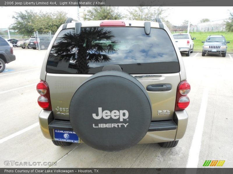Light Khaki Metallic / Khaki 2006 Jeep Liberty Limited 4x4