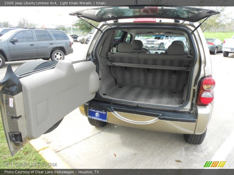 Light Khaki Metallic / Khaki 2006 Jeep Liberty Limited 4x4