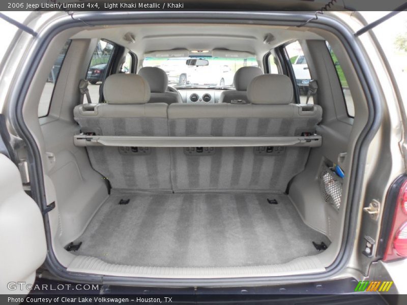 Light Khaki Metallic / Khaki 2006 Jeep Liberty Limited 4x4
