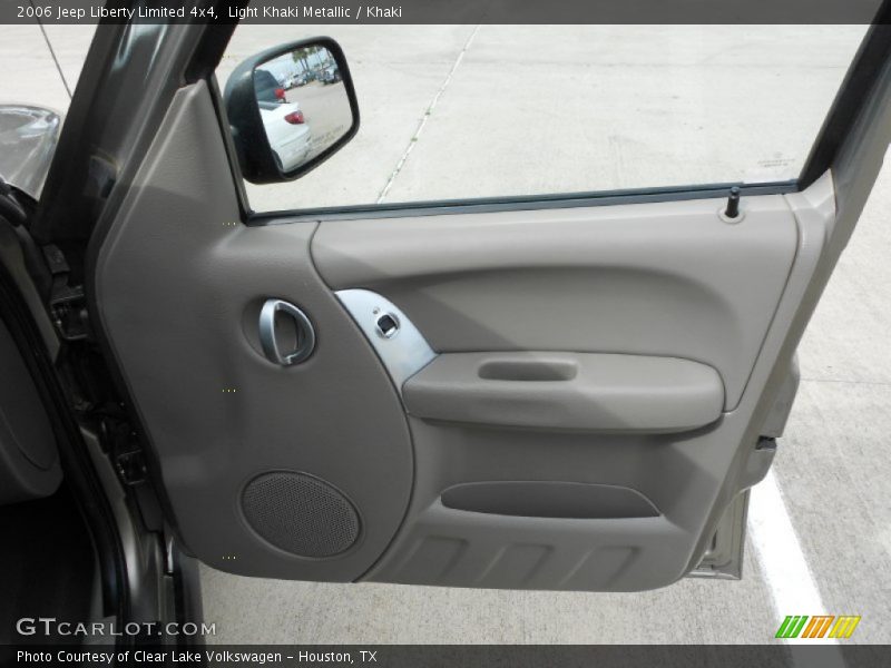 Light Khaki Metallic / Khaki 2006 Jeep Liberty Limited 4x4