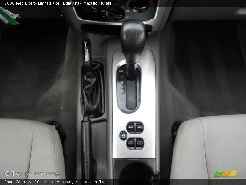 Light Khaki Metallic / Khaki 2006 Jeep Liberty Limited 4x4