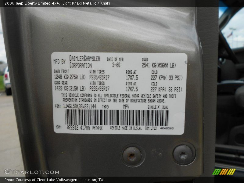Light Khaki Metallic / Khaki 2006 Jeep Liberty Limited 4x4
