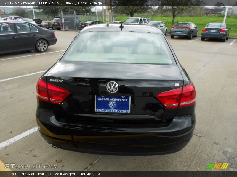 Black / Cornsilk Beige 2012 Volkswagen Passat 2.5L SE