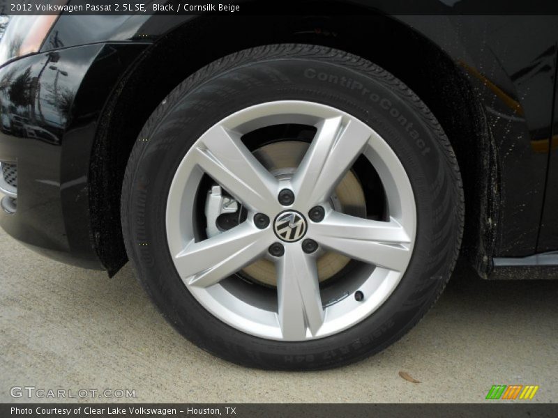 Black / Cornsilk Beige 2012 Volkswagen Passat 2.5L SE