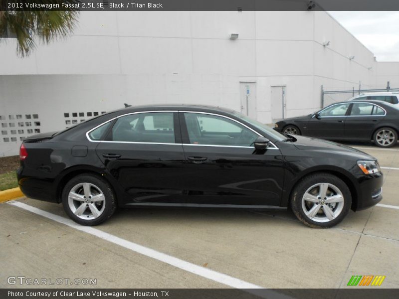 Black / Titan Black 2012 Volkswagen Passat 2.5L SE