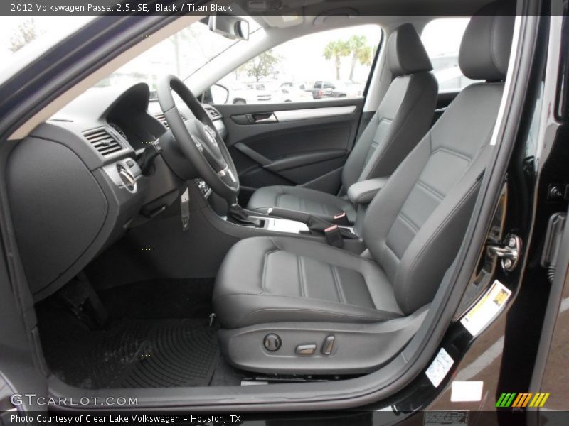 Black / Titan Black 2012 Volkswagen Passat 2.5L SE