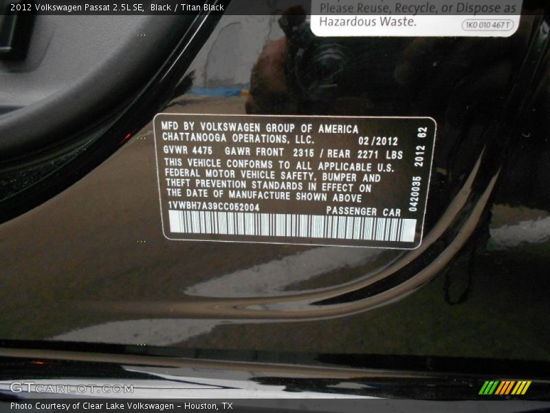 Black / Titan Black 2012 Volkswagen Passat 2.5L SE
