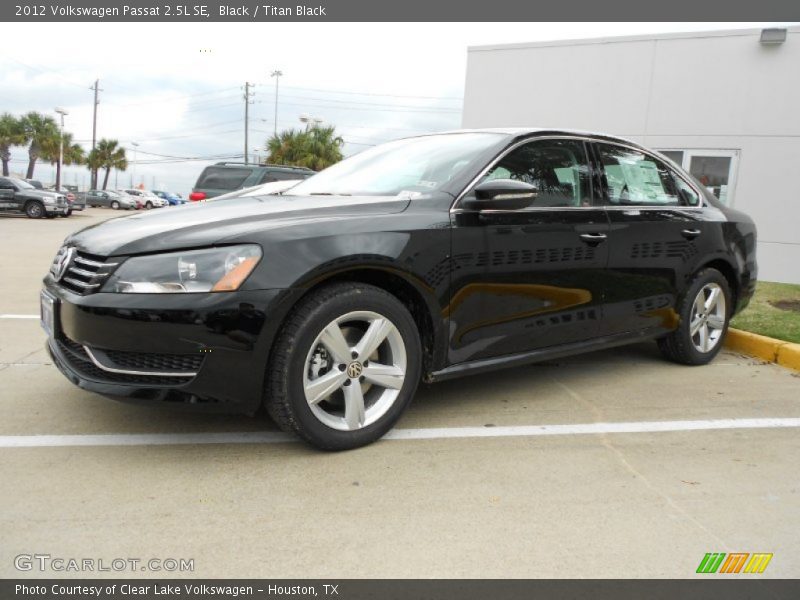 Black / Titan Black 2012 Volkswagen Passat 2.5L SE