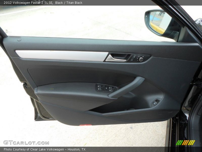 Black / Titan Black 2012 Volkswagen Passat 2.5L SE