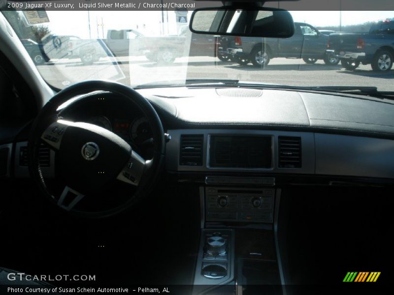 Liquid Silver Metallic / Charcoal/Charcoal 2009 Jaguar XF Luxury