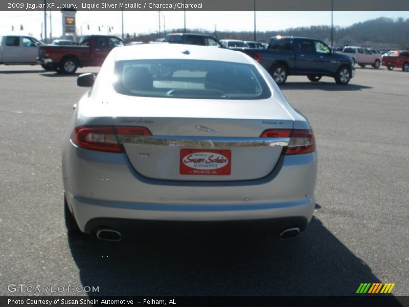 Liquid Silver Metallic / Charcoal/Charcoal 2009 Jaguar XF Luxury