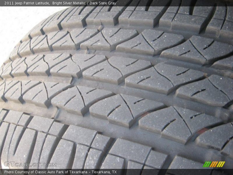 Bright Silver Metallic / Dark Slate Gray 2011 Jeep Patriot Latitude