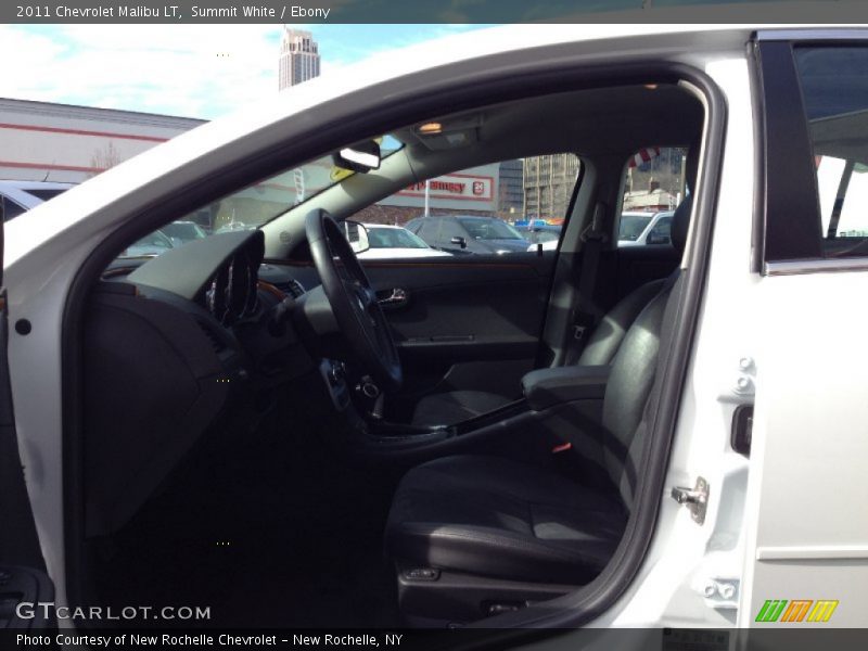 Summit White / Ebony 2011 Chevrolet Malibu LT