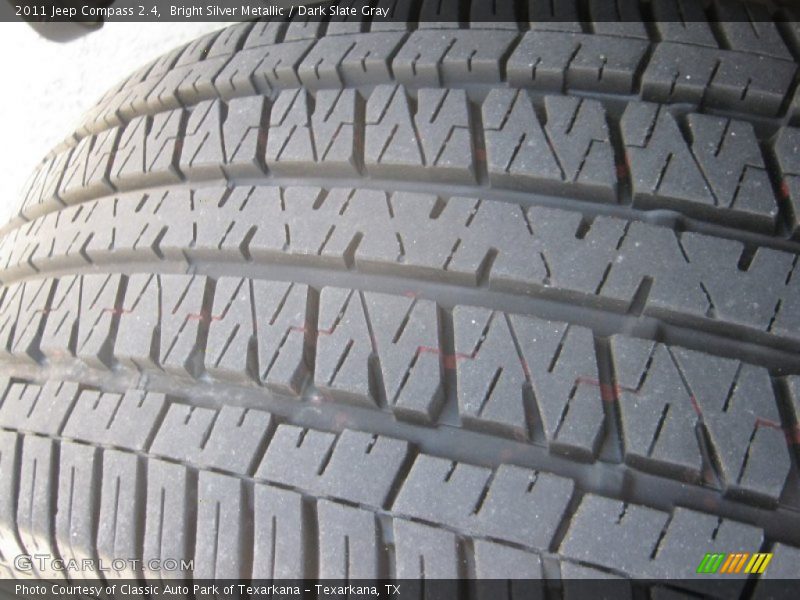 Bright Silver Metallic / Dark Slate Gray 2011 Jeep Compass 2.4