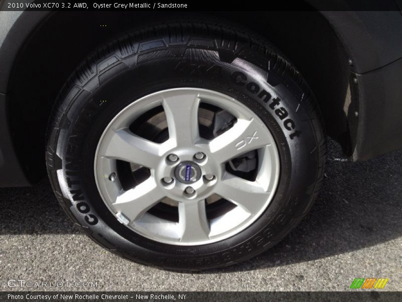 Oyster Grey Metallic / Sandstone 2010 Volvo XC70 3.2 AWD