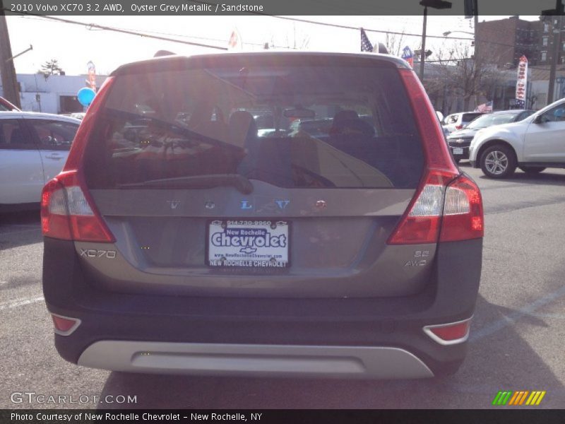 Oyster Grey Metallic / Sandstone 2010 Volvo XC70 3.2 AWD