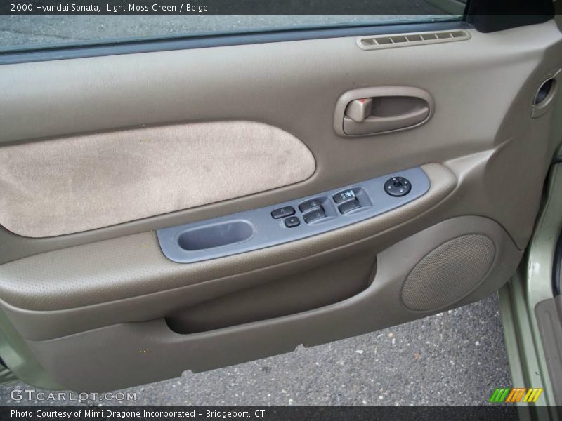 Light Moss Green / Beige 2000 Hyundai Sonata