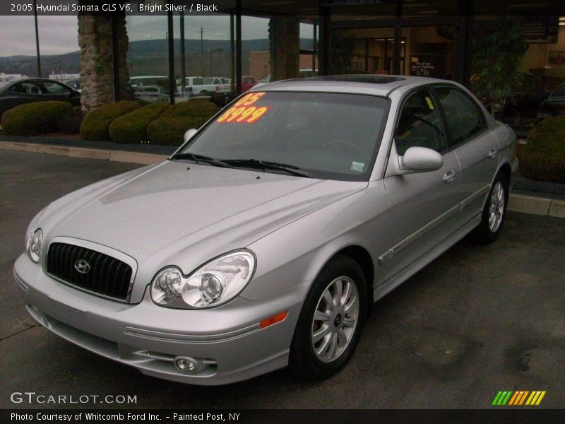 Bright Silver / Black 2005 Hyundai Sonata GLS V6