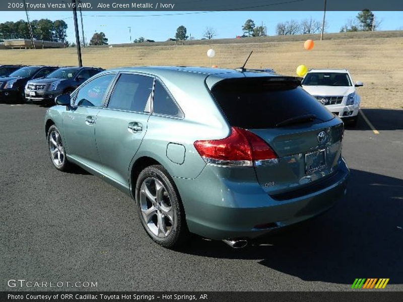 Aloe Green Metallic / Ivory 2009 Toyota Venza V6 AWD