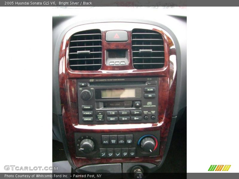 Bright Silver / Black 2005 Hyundai Sonata GLS V6
