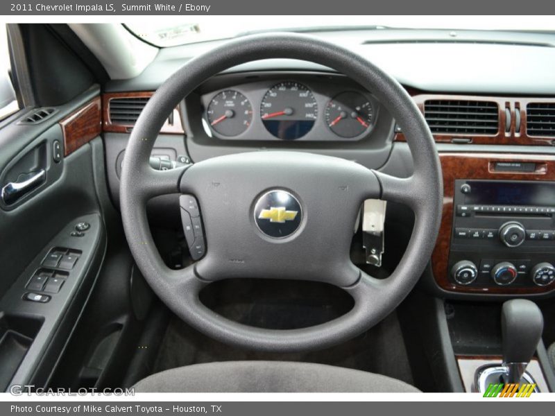 Summit White / Ebony 2011 Chevrolet Impala LS
